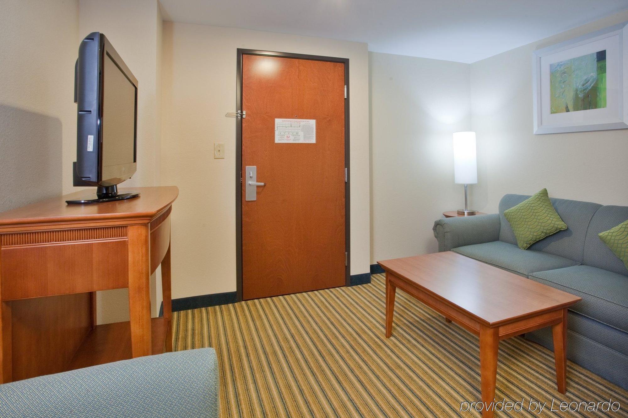 Americas Best Value Inn - Fredericksburg North Εξωτερικό φωτογραφία