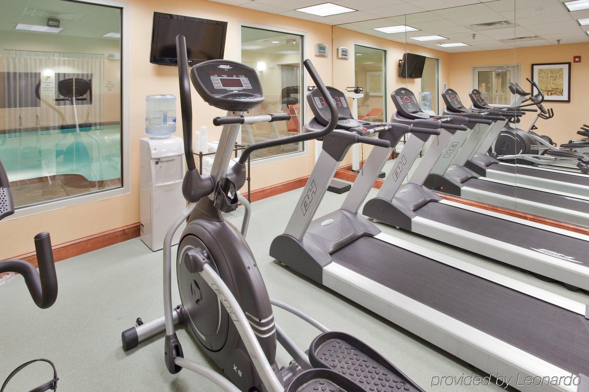 Americas Best Value Inn - Fredericksburg North Εξωτερικό φωτογραφία