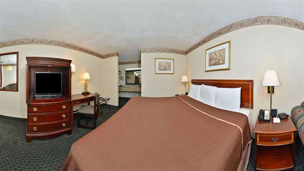 Americas Best Value Inn - Fredericksburg North Εξωτερικό φωτογραφία